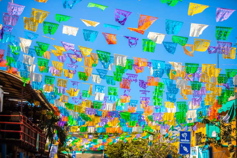 Banderolas coloridas de Sayulita