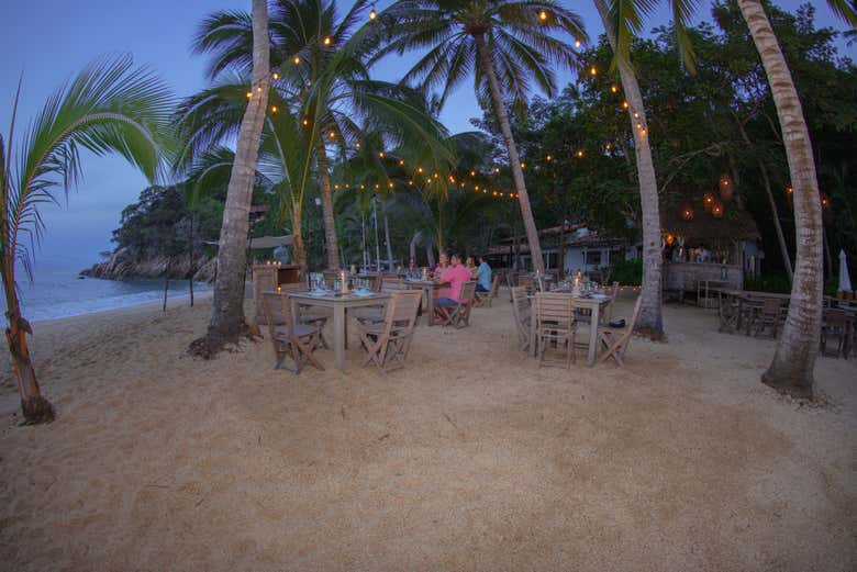 Anochece en la playa