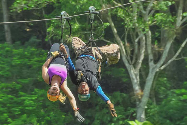 Tirolina en Selva Vallarta