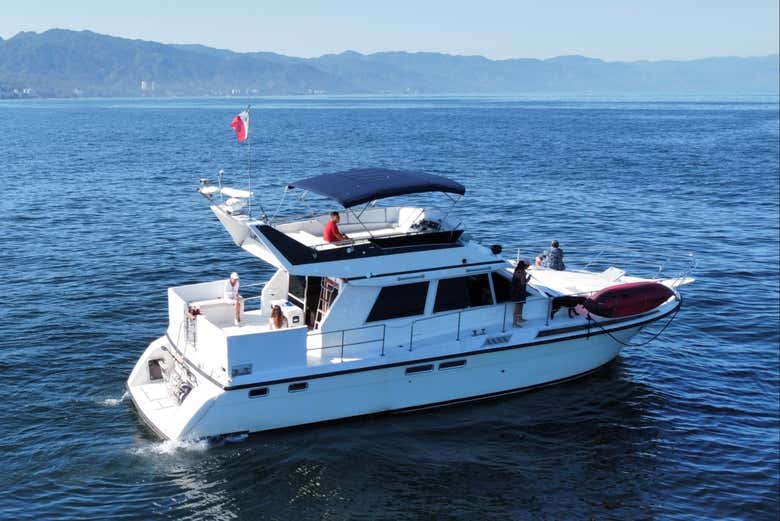 Navegaremos por la costa de Puerto Vallarta