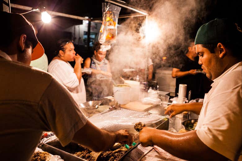 Uno de los puestos de tacos en Puerto Vallarta