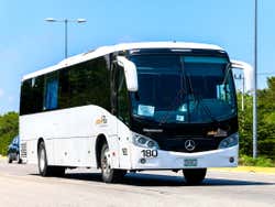 Autobús en Riviera Maya