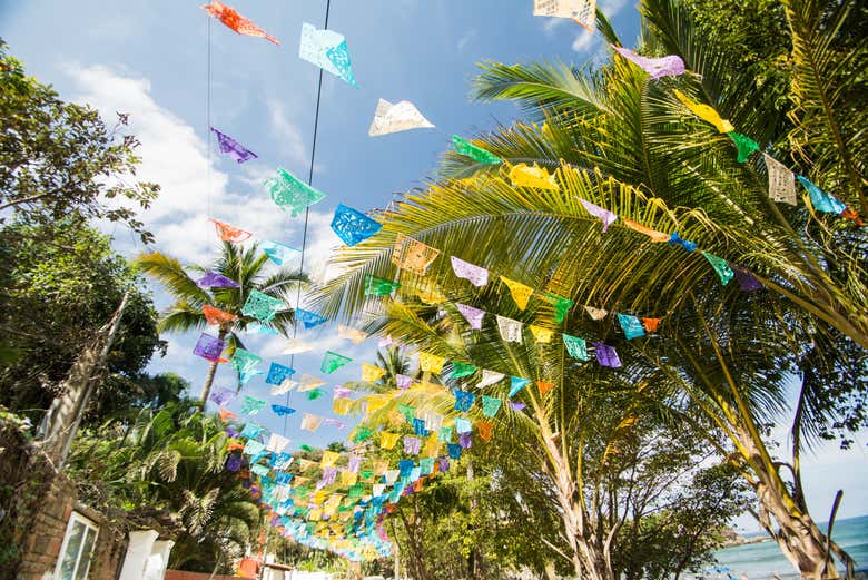 Bandeiras de papel em Sayulita