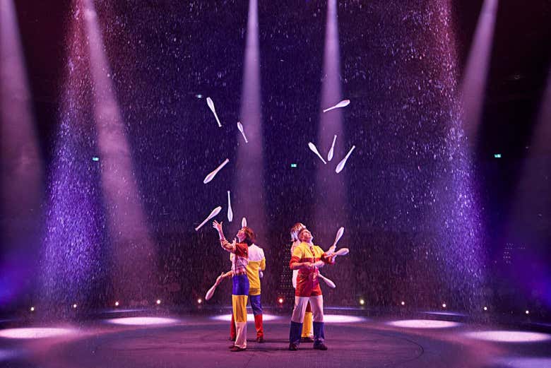Abili giocolieri in scena