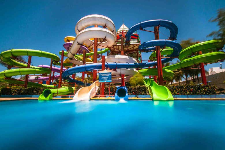 Disfrutaréis de un vertiginoso conjunto de toboganes