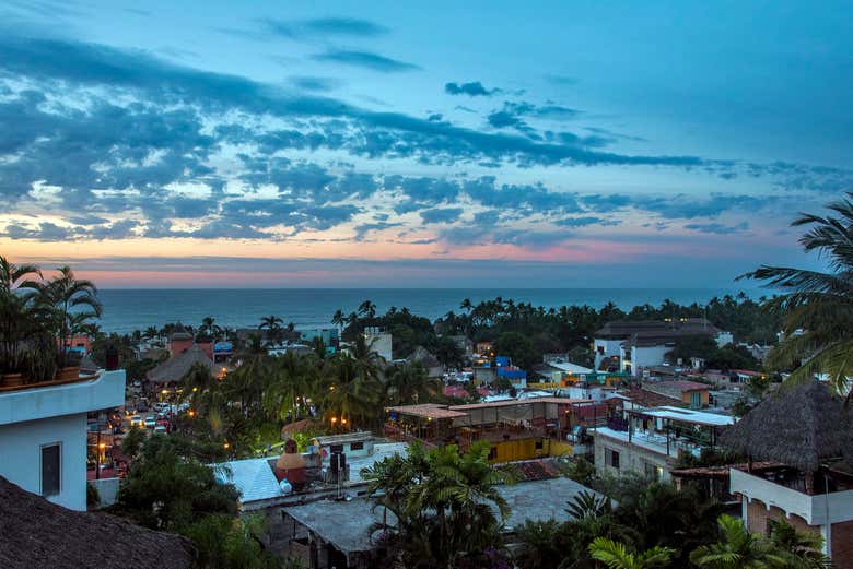 Sayulita e o mar ao fundo