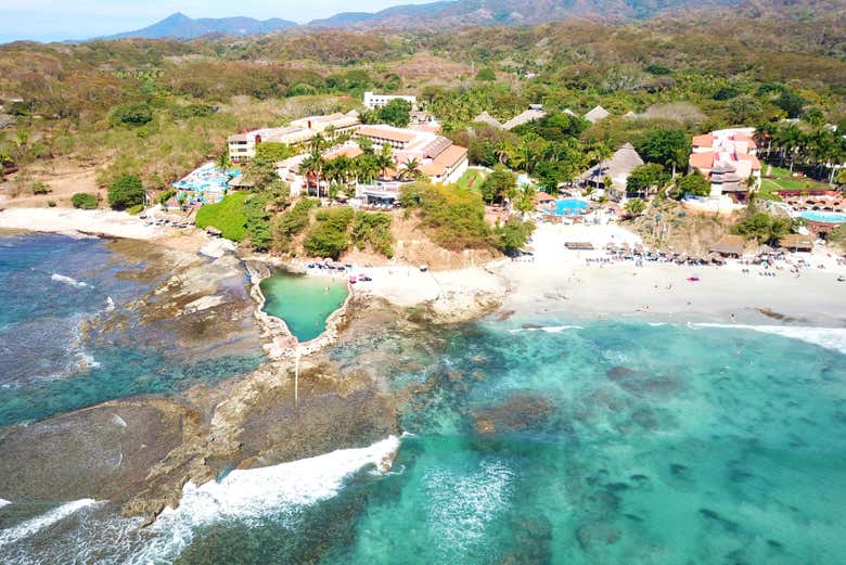 Vista aérea das praias cristalinas de Punta Mita