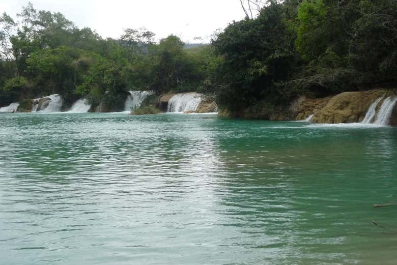 Pequeños saltos de agua
