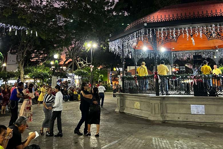 Disfrutando del tour de la marimba por Chiapa de Corzo
