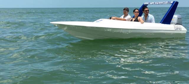 Excursion à Xpicob en bateau à moteur