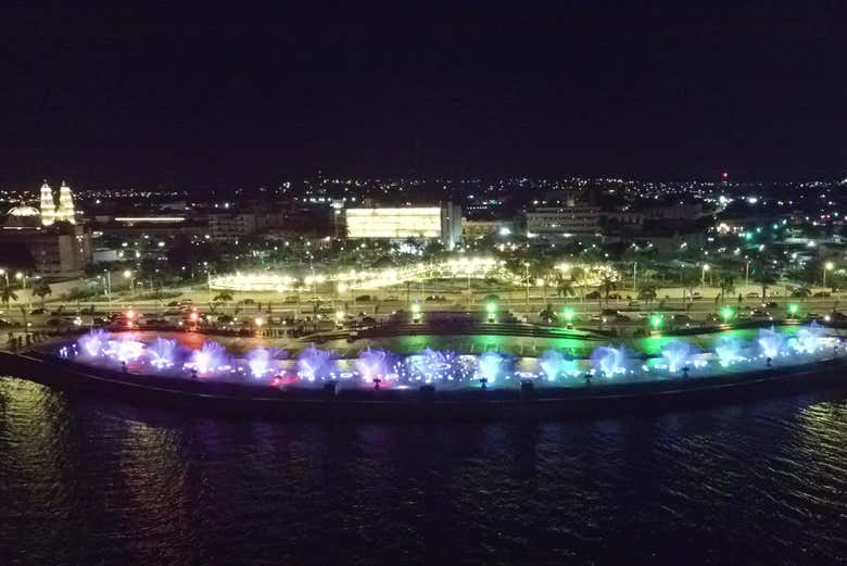 Panorámica de las Fuentes Marinas de Campeche