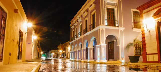 Tour teatralizado nocturno por Campeche