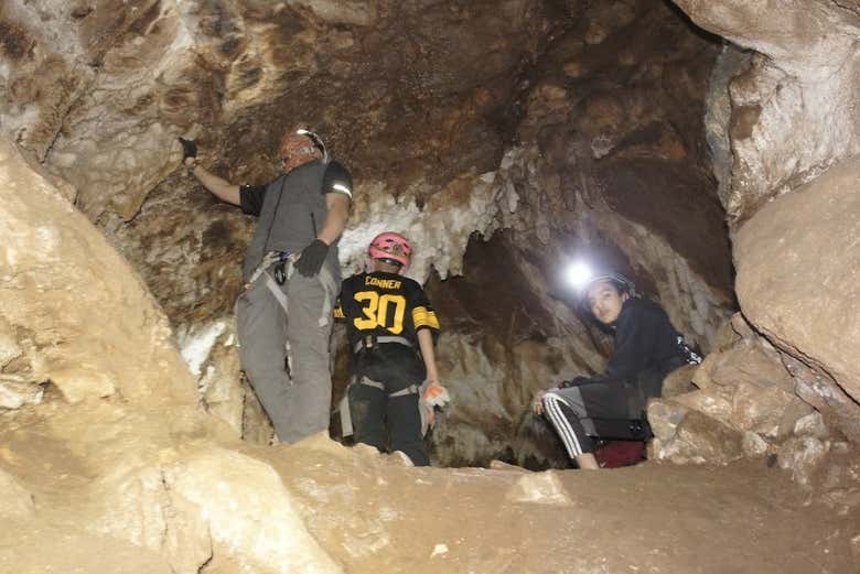 Descubriendo la cueva