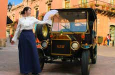 Santiago de Querétaro Classic Car Tour