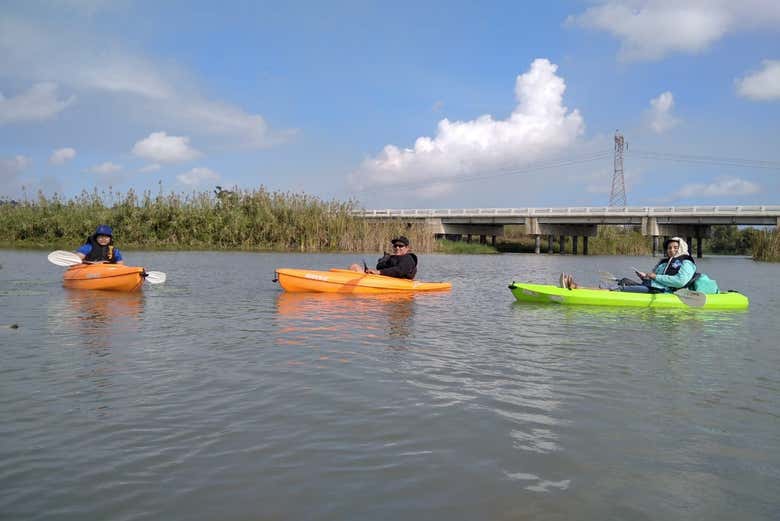 Navegando por la laguna del Chairel