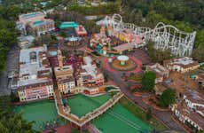Excursión privada de 2 días a los parques de atracciones de IRTRA