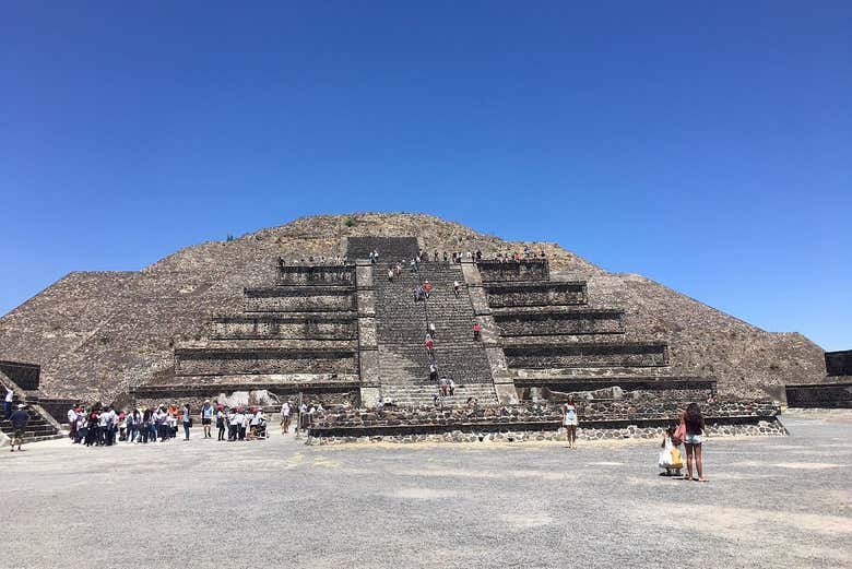 Visitaréis fascinantes vestigios históricos