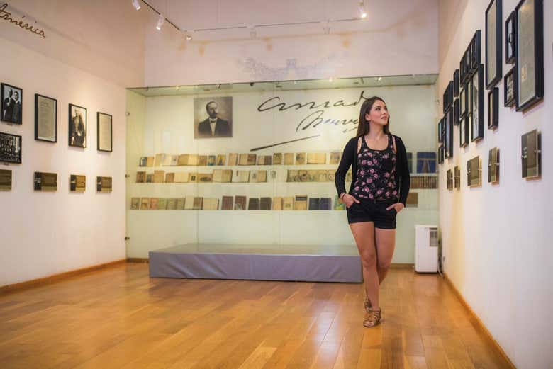 Explorando uno de los museos de Tepic