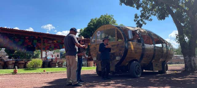 Autobús barril de Tequila + Visita a la destilería La Aguirreña