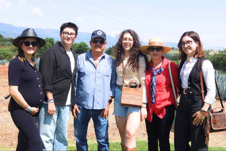 ¡Momento foto durante el tour por Casa Sauza!