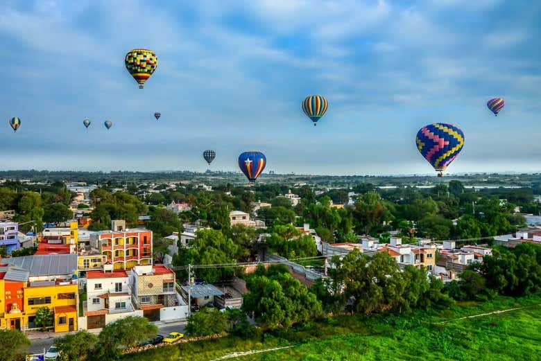 Admirando Tequisquiapan desde el aire