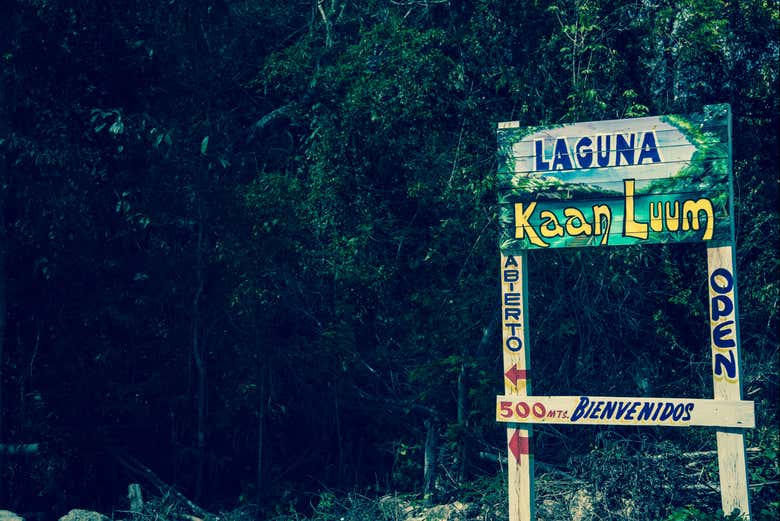 Accès à la lagune de Kaan Luum