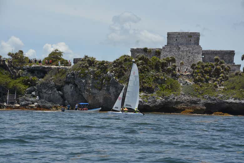 See the ruins of Tulum