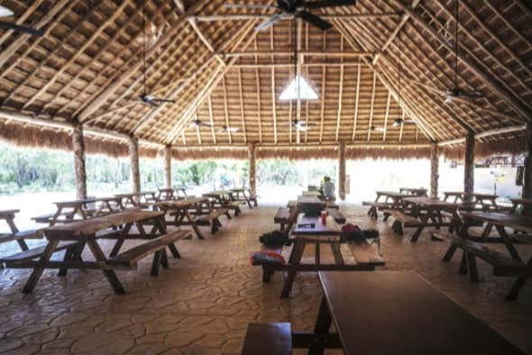 Have lunch in a Mayan community