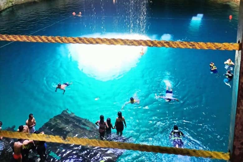 Disfrutando del cenote