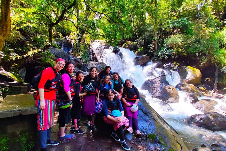 Grupo de aventureros en Valle de Bravo