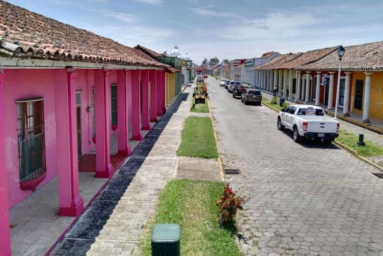 See the Arches of Tlacotalpan