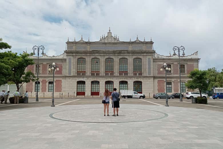 Touring the city's historic center