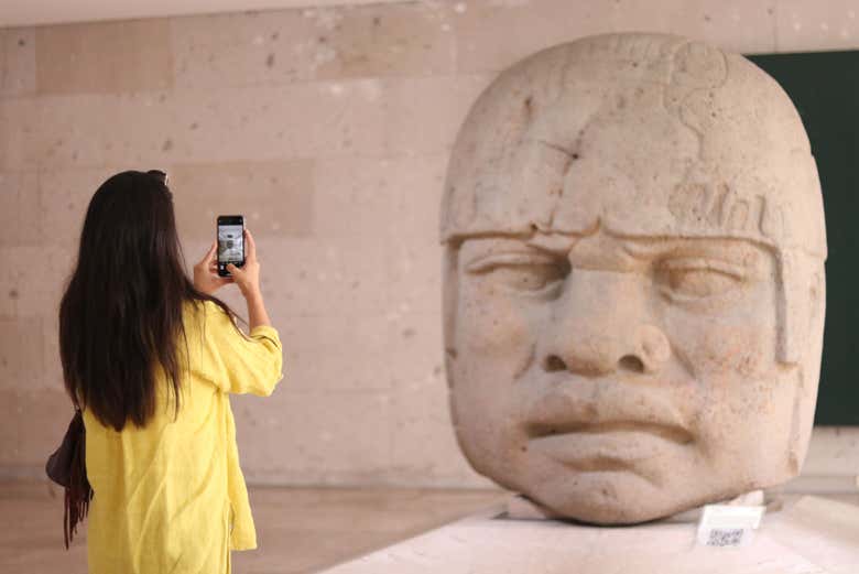 Musée d'anthropologie et d'histoire