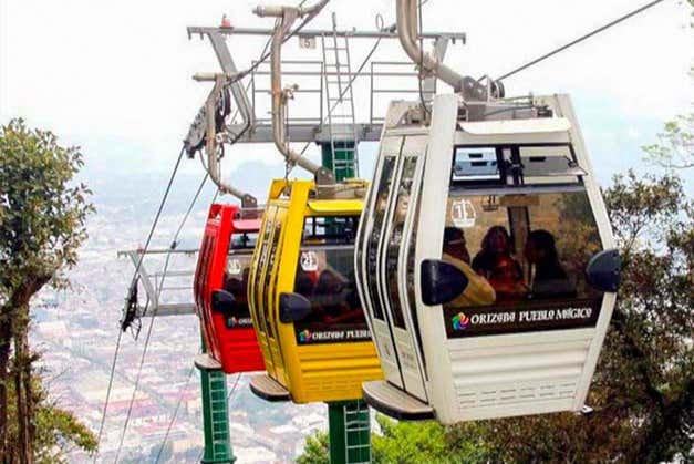 Subiendo en el teleférico
