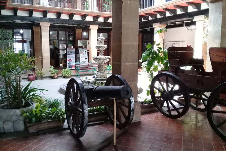 Disfrutando de la visita guiada por Villa del Carbón