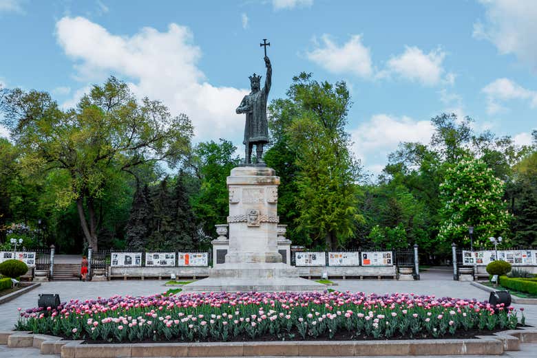 Monumento em homenagem à Estévão o Grande