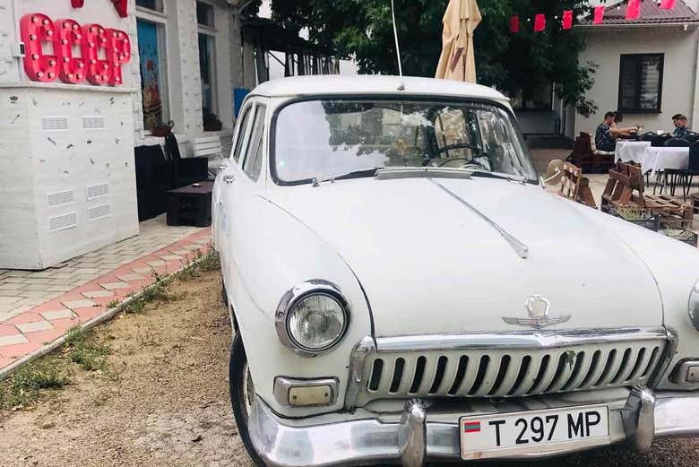Carro soviético em Tiraspol