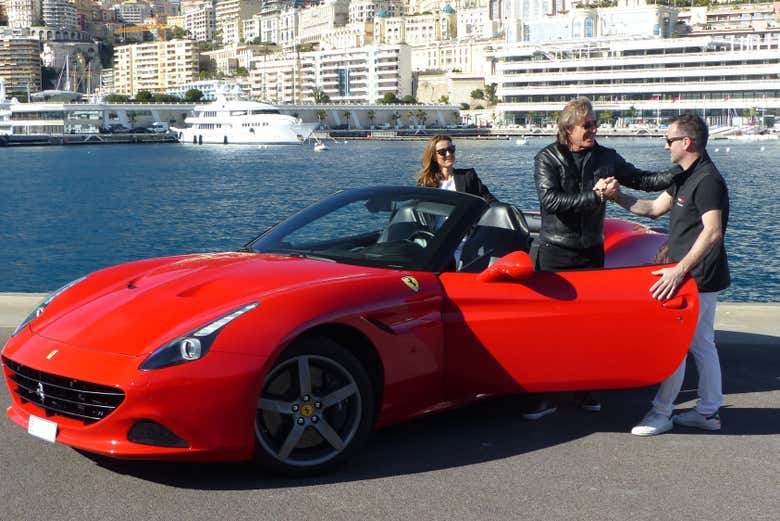 Avant de conduire la Ferrari