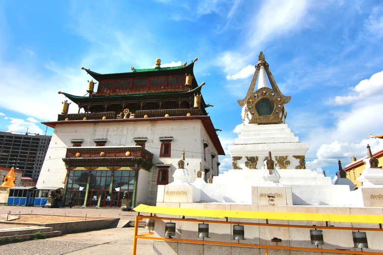 Exterior del Monasterio de Gandantegchinlin