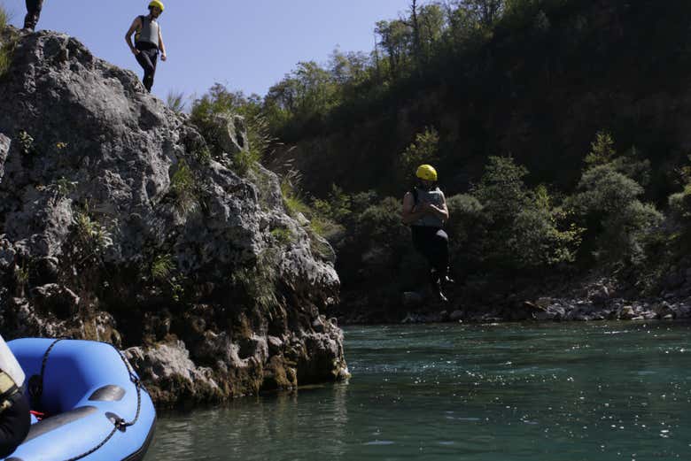 Un tuffo nel fiume Tara