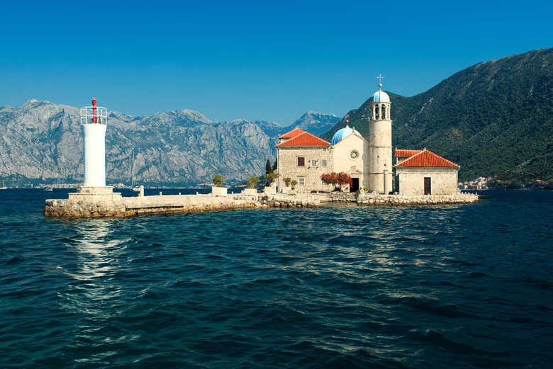 Isla de Nuestra Señora de las Rocas