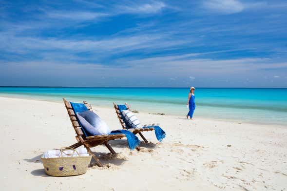 Calanga Private Beach Trip