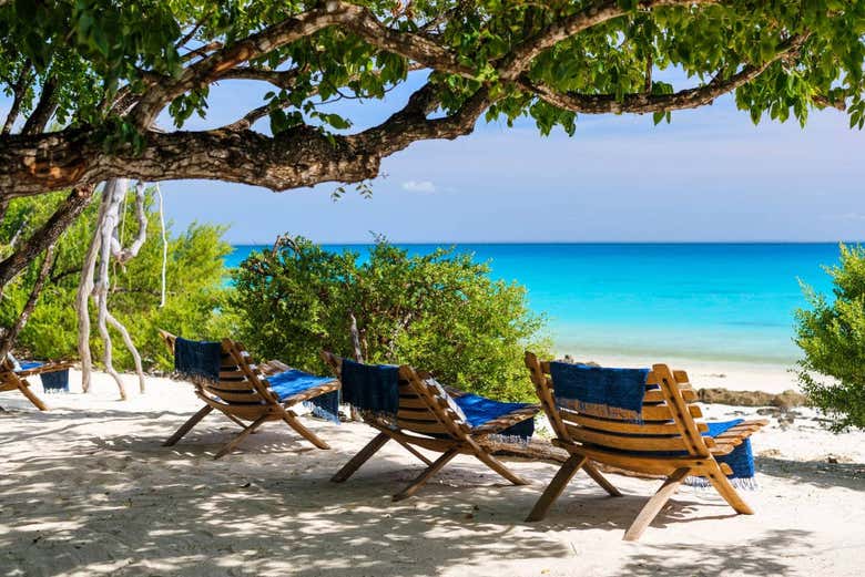 Journée détente sur la plage de Calanga