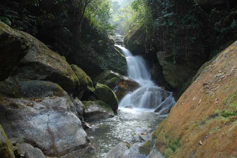 Cascada en Sundarijal