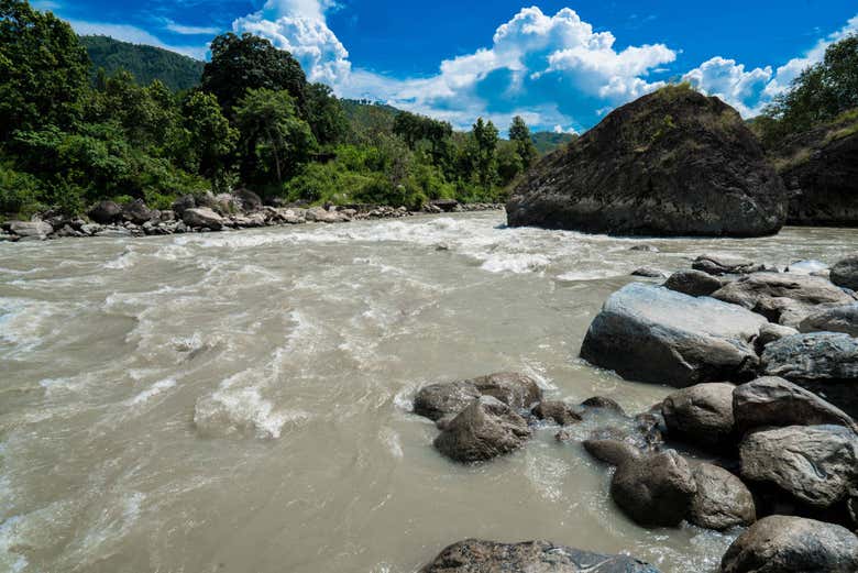Le rapide del fiume Trishuli