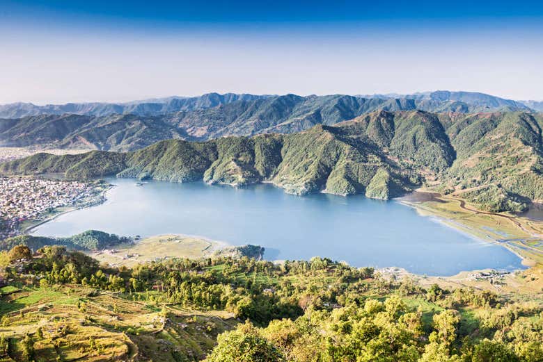 Vista del lago Phewa desde Sarangkot