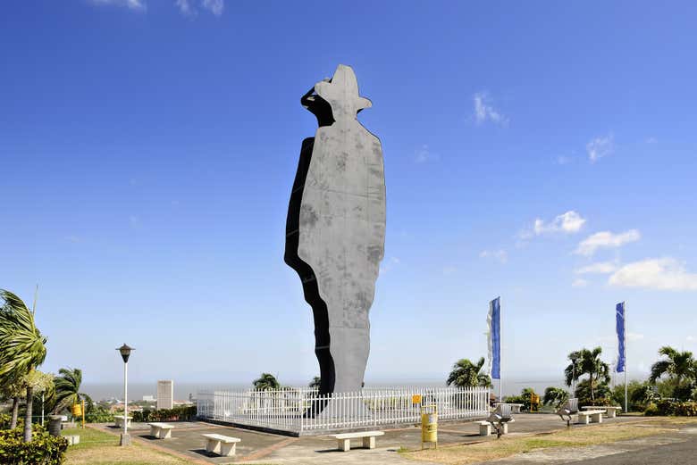 La silueta del general Sandino en la Loma de Tiscapa