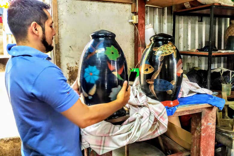 Pottery shop in Masaya