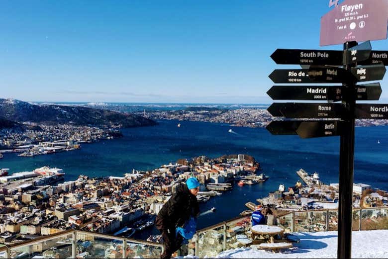 Panneaux au point de vue sur Bergen