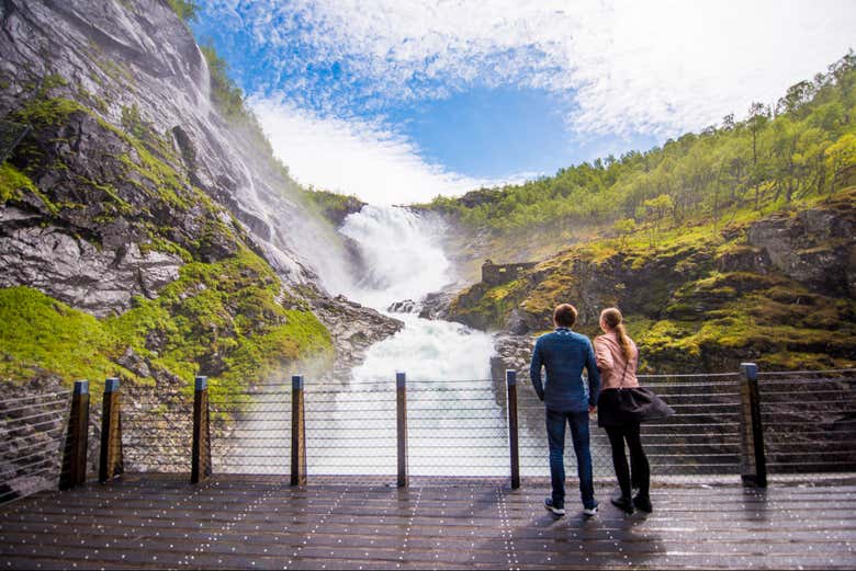 Cachoeira Kjosfossen